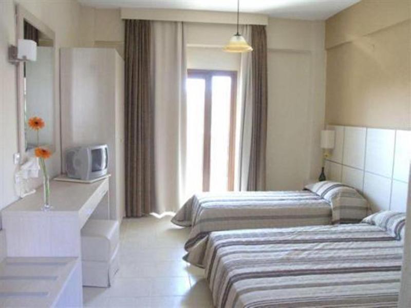 Aristotelis Hotel 폴카 외부 사진