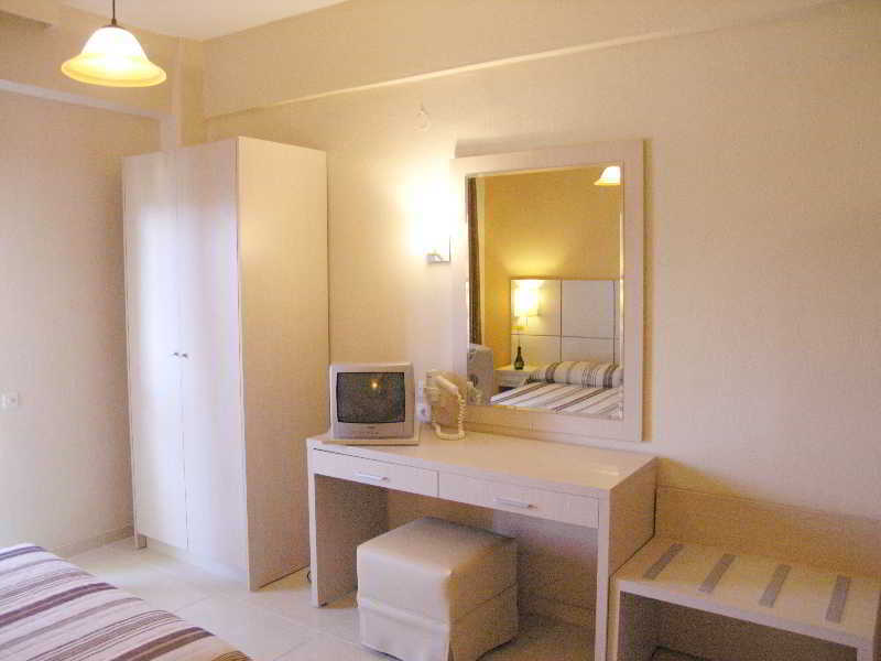 Aristotelis Hotel 폴카 외부 사진