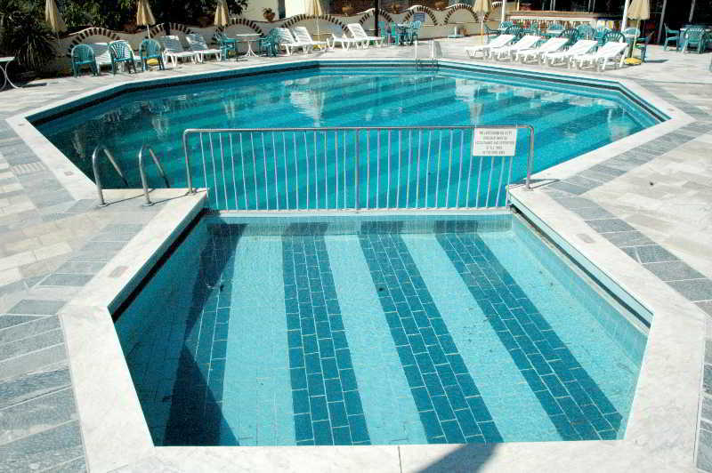 Aristotelis Hotel 폴카 외부 사진